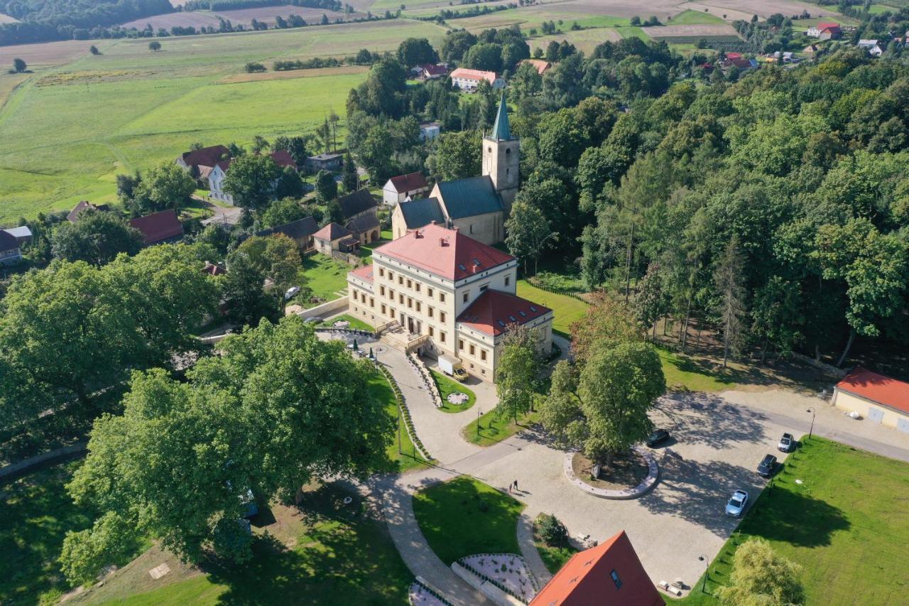Palac Lubiechowa-Jelenia Gora- Riesengebirge Kültér fotó